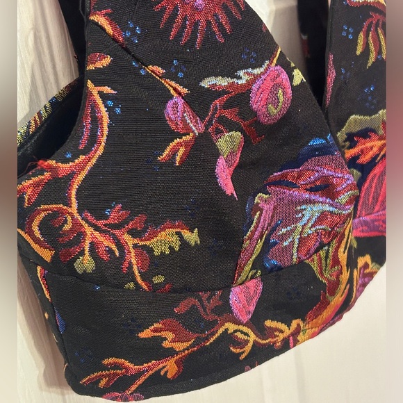 MissGuided Sophina Premium Floral Crop Top Size 4 Resort - Picture 6 of 11